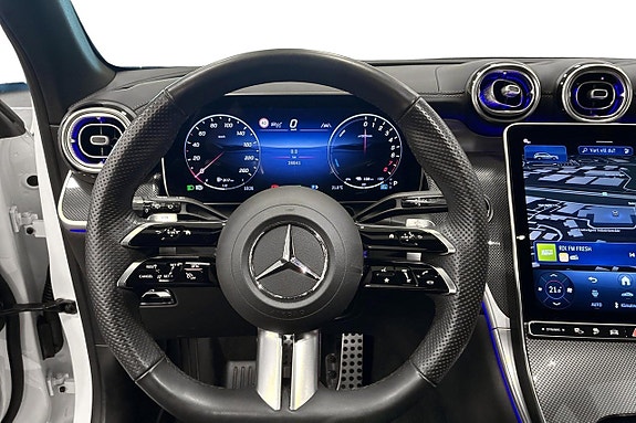 Mercedes-Benz GLC300 e 16 of 26