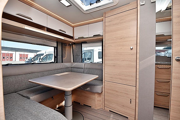 Knaus 500 EU Südwind Black Selection, Långbäddar 5 of 27