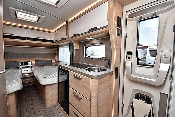 Knaus 500 EU Südwind Black Selection, Långbäddar 12 of 27