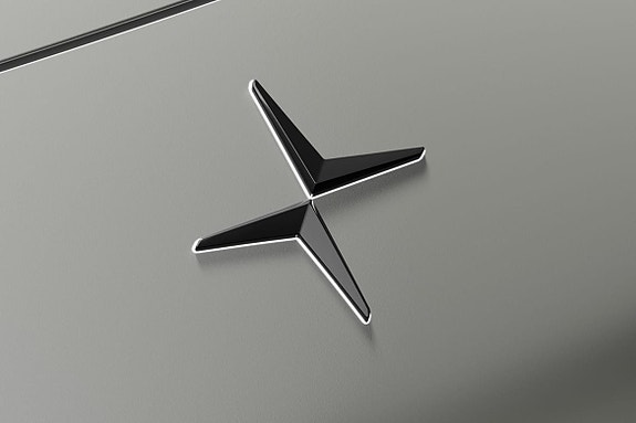 Polestar 4 9 of 20