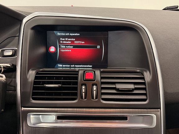 Volvo XC60 19 of 23