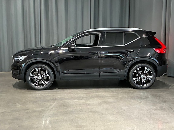 Volvo XC40 5 of 19