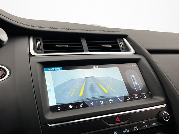 Jaguar E-PACE 15 of 26