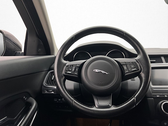 Jaguar E-PACE 12 of 26