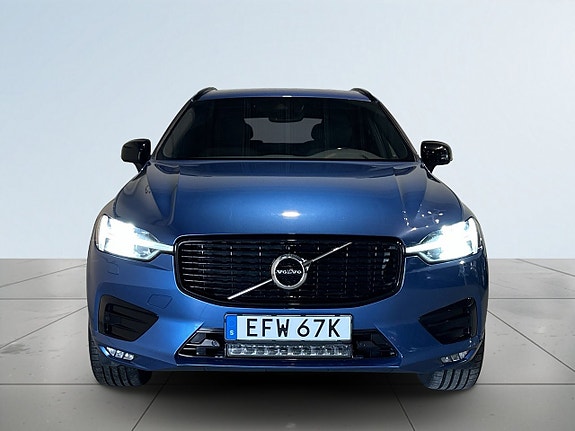 Volvo XC60 2 of 24