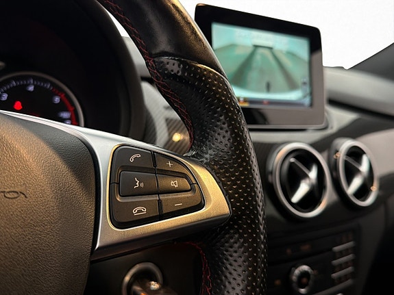 Mercedes-Benz B180 20 of 26