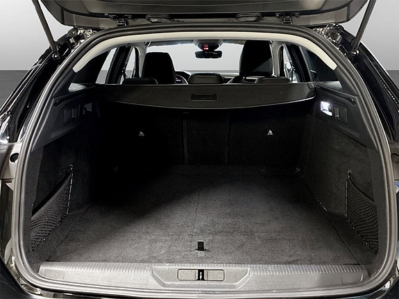 Peugeot 308 SW 19 of 19
