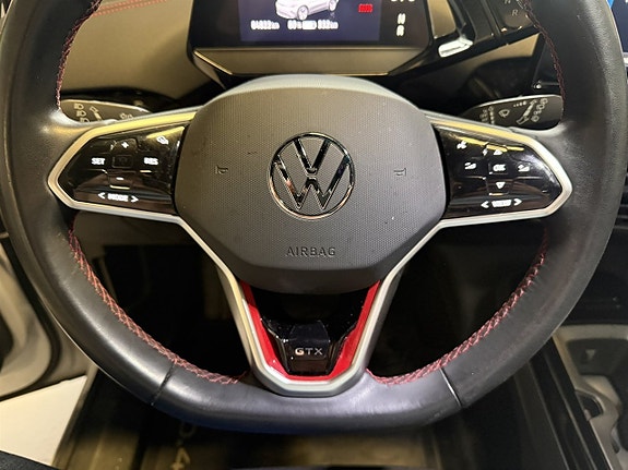 Volkswagen ID.4 GTX 13 of 15