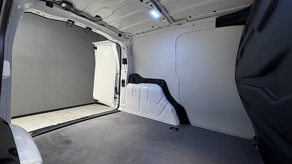 Volkswagen Caddy 17 of 20