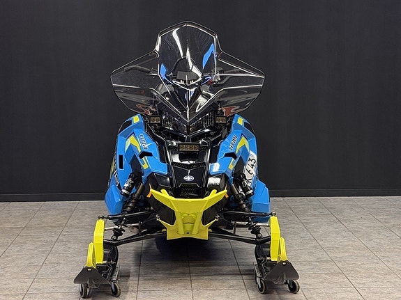 Polaris Polaris 800 Titan XC 155 Pidd 2019 3 of 21