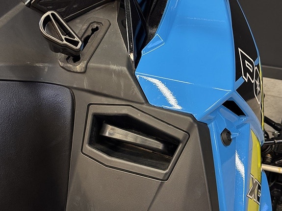 Polaris Polaris 800 Titan XC 155 Pidd 2019 17 of 21
