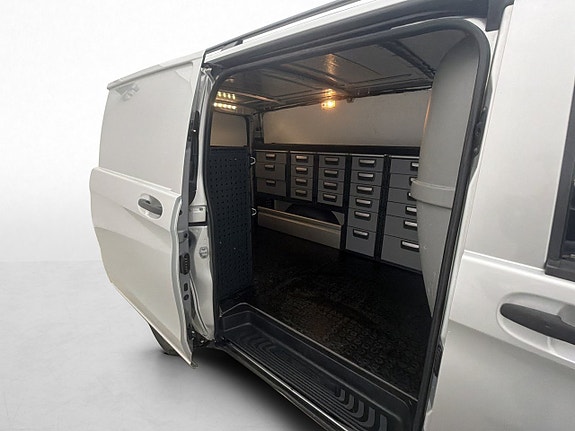Mercedes-Benz Vito 119 12 of 30