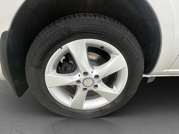 Mercedes-Benz Vito 119 29 of 30
