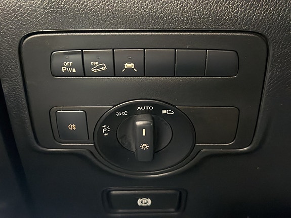 Mercedes-Benz Vito 119 15 of 30