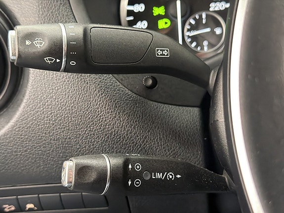 Mercedes-Benz Vito 119 16 of 30