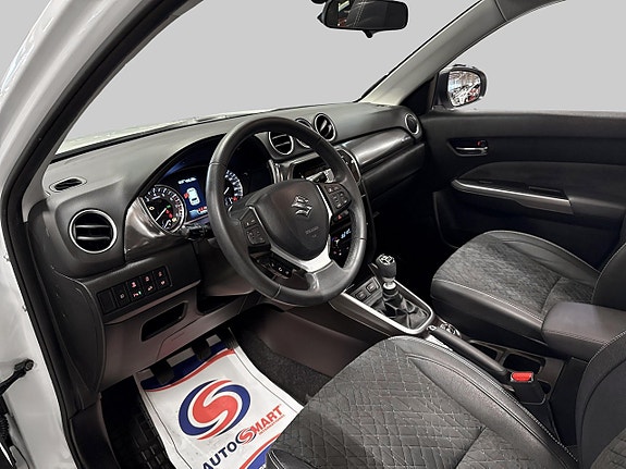 Suzuki Vitara 8 of 17
