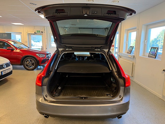 Volvo V90 21 of 30