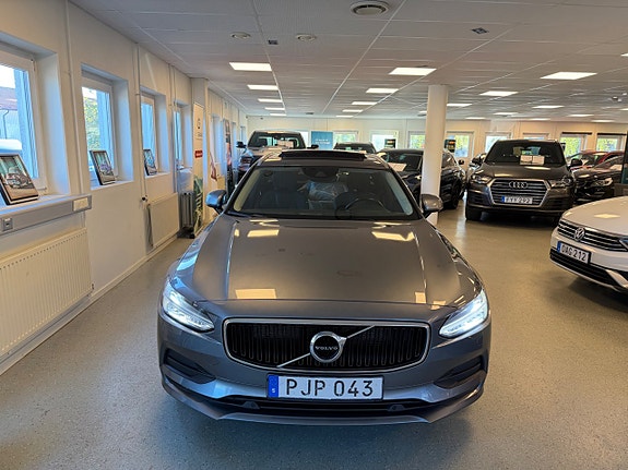 Volvo V90 4 of 30