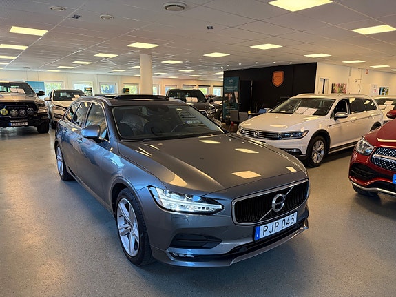 Volvo V90 3 of 30