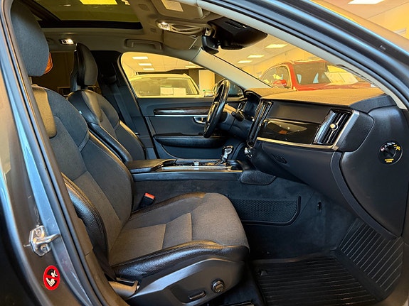 Volvo V90 25 of 30