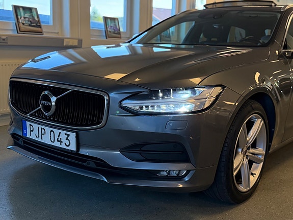 Volvo V90 11 of 30