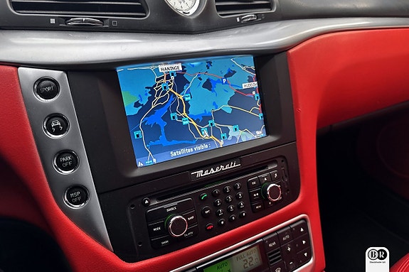 Maserati GranTurismo 10 of 14