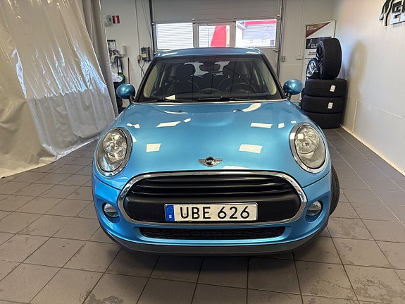MINI One 4 of 15