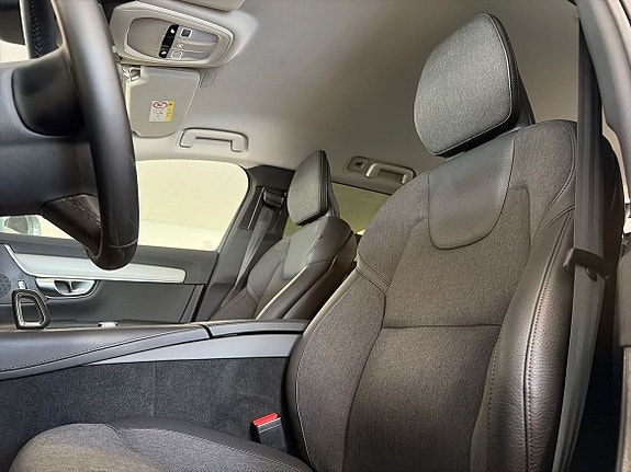 Volvo V90 12 of 30