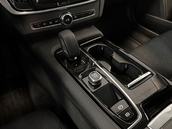 Volvo V90 21 of 30