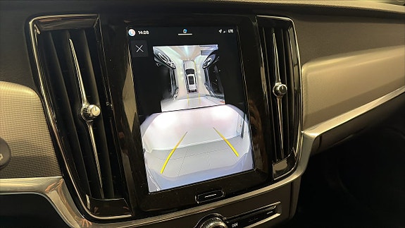 Volvo V90 18 of 30