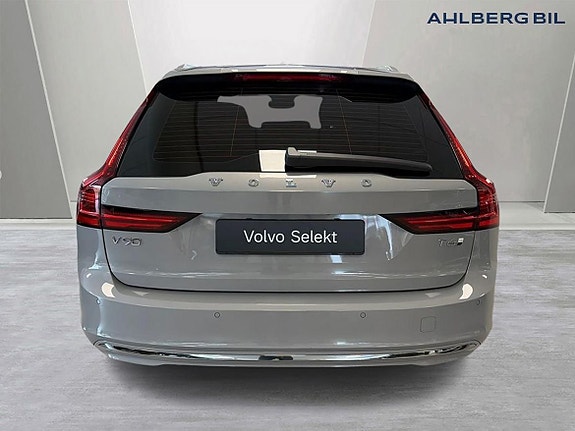 Volvo V90 7 of 30