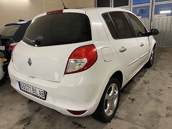 Renault Clio 6 of 14