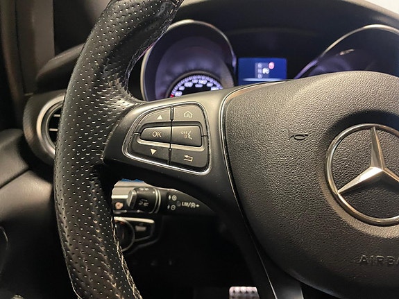 Mercedes-Benz V250 8 of 30