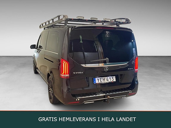 Mercedes-Benz V250 4 of 30