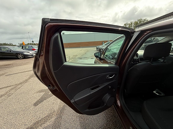 Renault Clio 13 of 23
