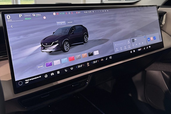 Mazda CX-6e 17 of 19