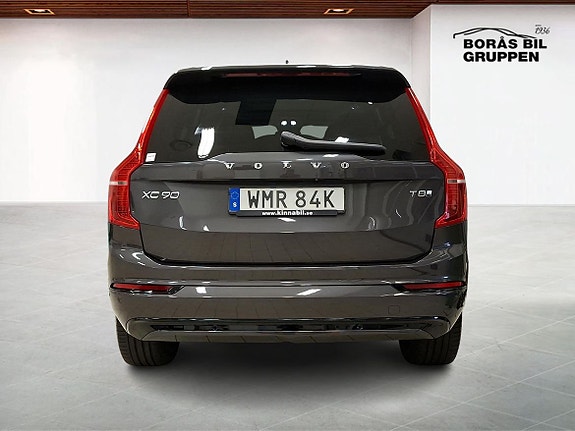 Volvo XC90 7 of 17