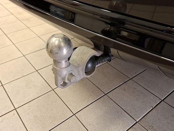 Volvo XC90 15 of 17