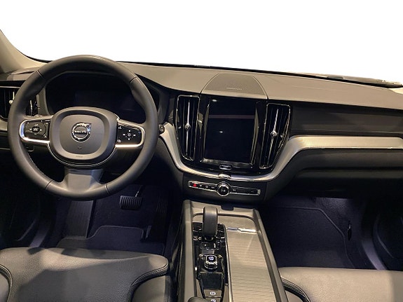Volvo XC60 5 of 15