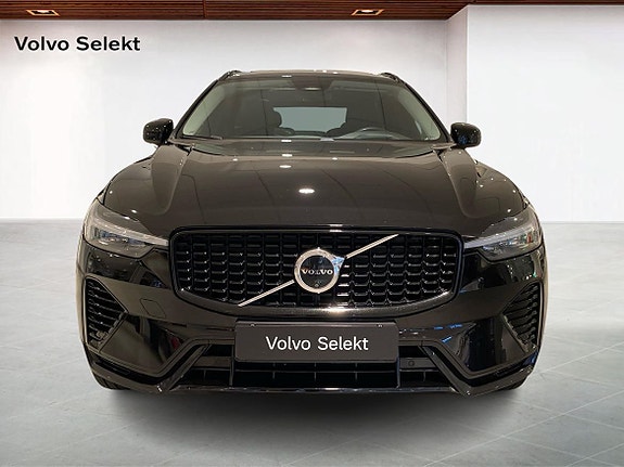 Volvo XC60 8 of 15