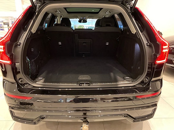 Volvo XC60 13 of 15