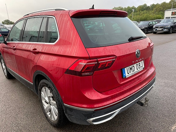 Volkswagen Tiguan 4 of 5