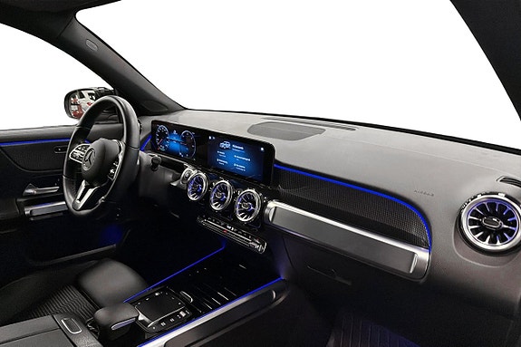 Mercedes-Benz EQB300 11 of 13