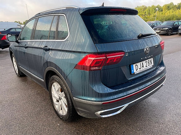 Volkswagen Tiguan 4 of 5