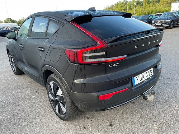 Volvo C40 4 of 5