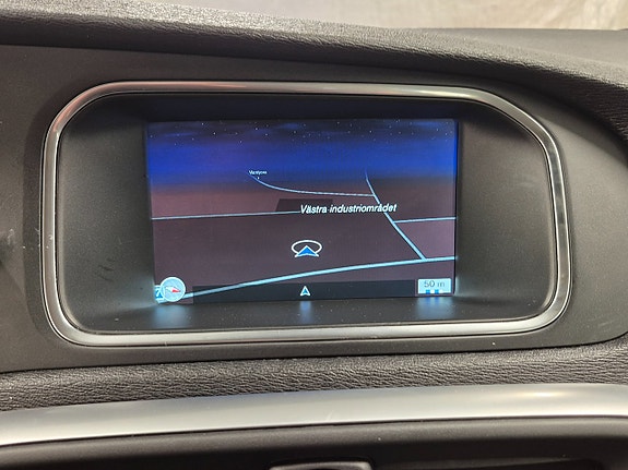 Volvo V40 Cross Country 7 of 8