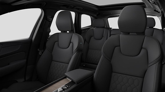 Volvo XC60 6 of 9