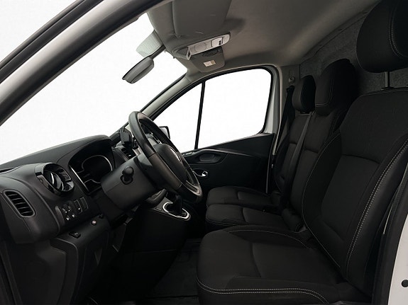 Renault Trafic 14 of 30