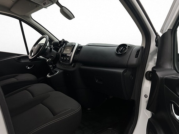 Renault Trafic 26 of 30