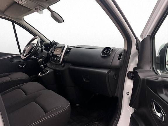 Renault Trafic 27 of 30